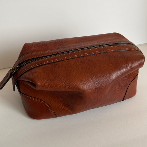 Bosca Est. 1911 Leather Toiletry Case - Picture 1 of 7